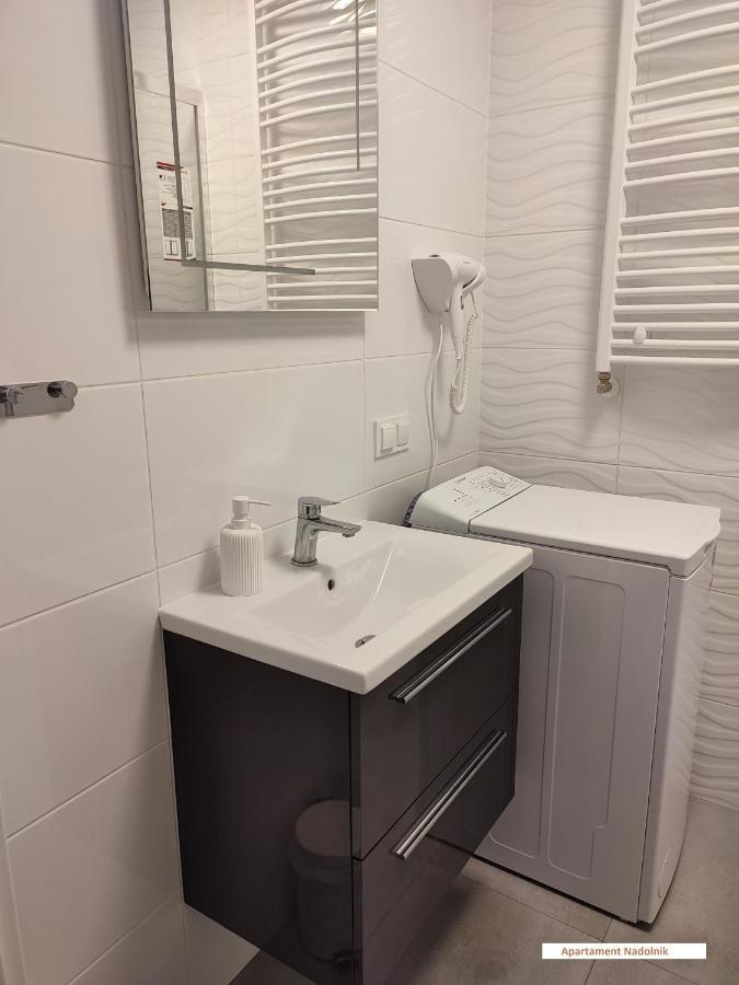 Apartament Nadolnik Bezplatny Parking Klucze W Skrytce Rachunek Poznan Luaran gambar